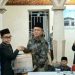 Safari Ramadan Bersama Gubernur, KI Sumbar Salurkan Sedekah Al Quran