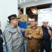 Lagi, Bupati Suhatri Bur Serahkan Bantuan Bagi Korban Banjir Bandang dan Galodo di Tanah Datar