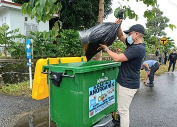 Aksi Nyata Kesadaran Mahasiswa pada Slogan “Buanglah Sampah pada Tempatnya”