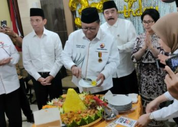 Ketua Umum OSO dan Sekjen Yuliandre Darwis Hadiri Syukuran HUT ke-35 Gebu Minang