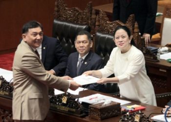 Melalui Paripuna, DPR Sahkan RUU TNI