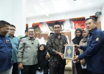 KMTD Serahkan Santunan untuk 190 Orang Anak Yatim