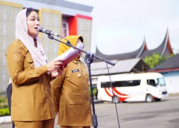 Bupati Dharmasraya Annisa Tekankan Pentingnya Kerja Keras, Kejujuran dan Pengabdian Penuh dari Setiap ASN