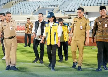Wamen PU Diana Tinjau Operasional Stadion Gelora Bumi Kartini Jepara