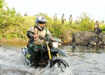 Pangdivif 3 Kostrad Pimpin Uji Keandalan Kendaraan Dinas di Medan Sesungguhnya