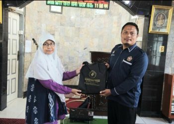 Tim PKM Jurusan Bahasa Inggris PNP Beri Pelatihan Public Speaking pada Karang Taruna Linggarjati Lubeg