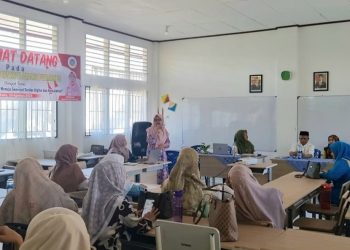 Kombel Sarumpun SMPN 13 Padang Gelar Berbagi Praktik Baik Tentang Deep Learning