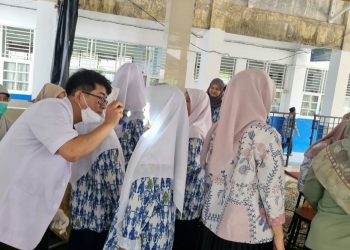 SMPN 13 Padang Gelar Skrining Kesehatan bagi Seluruh Peserta Didik