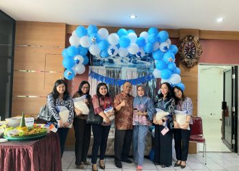 64 Tahun Hendri Final, Indahnya dalam Berbagi