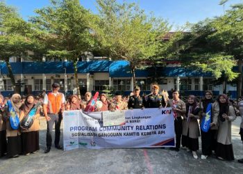 KAI dan Polda Sumbar Gelar Sosialisasi Keselamatan di SMPN 13 Padang