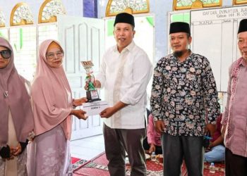 Hebat, Ibu-ibu Majelis Taklim di Pariaman Gelar Lomba Hafalan Al-Quran