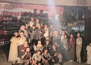 Geliat Pemuda Membaca Indonesia: Pentas Puisi Sumpah Pemuda ke-97 di Gedung Kebudayaan Sumbar