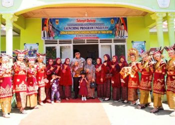 Wabup Tanah Datar Ahmad Fadly Launching 2 SMP Jadi Sekolah Binaan Bundo Kanduang