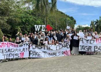 Dari Orasi Hingga Aksi Nyata, BEM KM Unand Gaungkan Kepedulian Terhadap Bumi