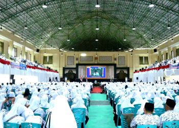 Peringatan HUT ke-80 PGRI di Agam Diisi dengan Seminar Nasional dan Peluncuran Buku Digital