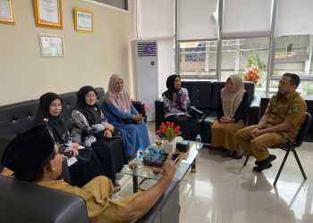 Panitia Festival Pantun ASEAN 2026 Audiensi dengan Kadis Kearsipan dan Perpustakaan Sumbar