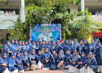 Puncak Gebyar ke-61 SMPN 13 Padang: Menyatu dalam Semangat, Berkarya dalam Kebersamaan