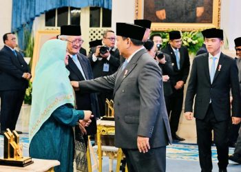 Pendiri Diniyyah Puteri Rahmah El Yunusiyyah Dianugerahi Gelar Pahlawan Nasional