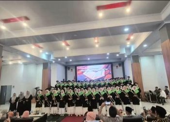97 Siswa SMKN 6 Padang Wisuda Tahfiz dan Hafizah Al-Qur’an: Hafalan Terbanyak Hingga 20 Juz