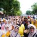 Ribuan Guru Tanah Datar Ikuti Gerak Jalan Jantung Sehat Dalam Rangka HGN dan HUT ke-80 PGRI