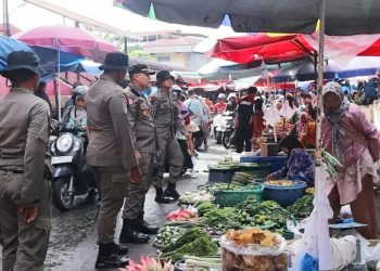 Lagi, PKL di Kawasan Pasar Raya Padang Ditertibkan Satpol PP