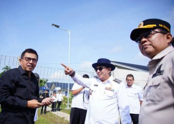 Bupati Tanah Datar Eka Putra dan Stafsus BP BUMN Khairul Jasmi Tinjau Lokasi Pembangunan SR