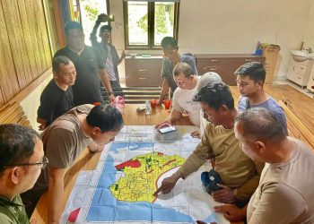 Tembus Pelosok Siberut Barat, Bupati Mentawai Tinjau Rencana Pembukaan Jalan Baru