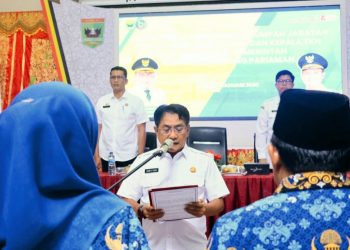 Lantik Kepala Sekolah, Bupati JKA Tekankan Integritas dan Peningkatan Mutu Pendidikan Padang Pariaman