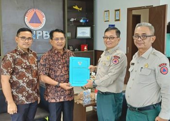Perjuangkan Dana Rehabilitasi Bencana, Bupati JKA Audiensi dengan BNPB