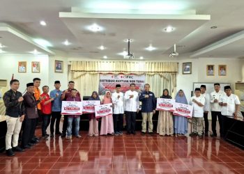 544 KK Terdampak Bencana di Agam Terima Bantuan Non Tunai dari PMI