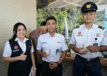 Perkuat Komitmen Cegah Narkoba Masa Angkutan Lebaran, KAI Divre II Sumbar Bersama BNN Sumbar Laksanakan Random Check P4GN