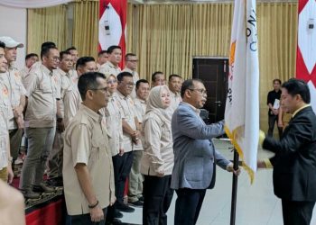 Hadiri Pelantikan Pengurus KONI Padang Pariaman, Bupati JKA Tekankan Kemandirian Anggaran dan Pembinaan Atlet