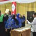 Lantik 157 Kepala Sekolah, Bupati JKA: Guru Harus Jadi Teladan Bagi Murid