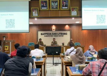 Kominfo Tanah Datar Luncurkan Aplikasi E-Media, Tingkatkan Transparansi Kerjasama dengan Insan Pers