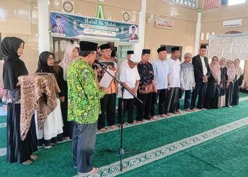 Disaksikan Sekjen MUI Amirsyah Tambunan, Wawako Padang Maigus Nasir Lantik Pengurus Masjid Al-Mukarrahmah Surau Gadang Nanggalo