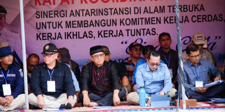 Semangat Efisiensi, Pemkab Tanah Datar Kembali Gelar Rakor di Alam Terbuka