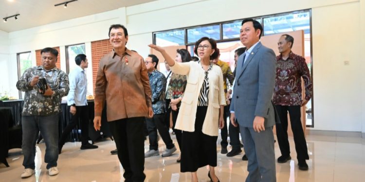 Ketua DPD RI Sultan Resmikan Ndalem Widya Asih dan Diskusi Sama Mahasiswa Fisipol UGM