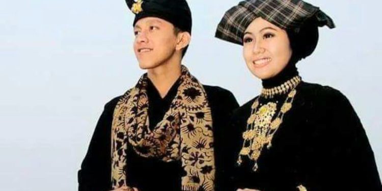 Generasi Muda Minangkabau dan Tantangan Pelestarian Budaya di Era Modern