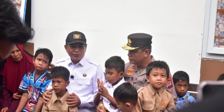 Kapolda Sumbar Kunjungi Huntara Batang Anai, Bupati JKA Tegaskan Komitmen Perjuangkan Huntap