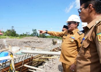 Bupati Eka Putra Pastikan Progres Pembangunan Sabo Dam Sungai Jambu Berjalan Sesuai Target
