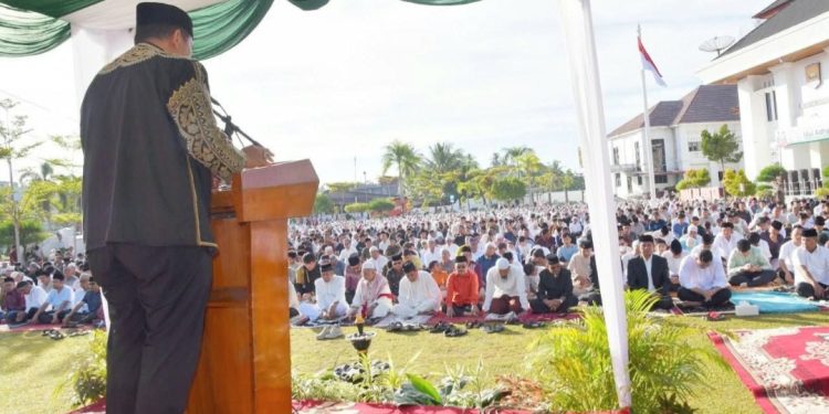 Salat Idul Adha 1447 H, Ribuan Umat Muslim Padati Halaman Balaikota Pariaman