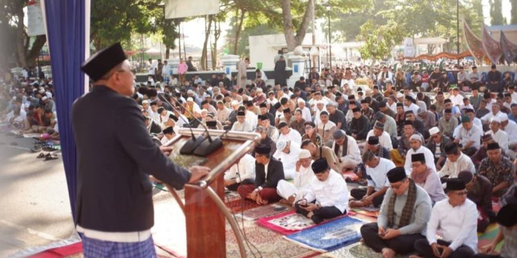 Salat Idul Adha 1447 H, Ribuan Masyarakat Tanah Datar Penuhi Lapangan Cindua Mato