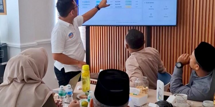 BPKD Padang Pariaman Terapkan Digitalisasi Pemungutan PBB-P2, Petugas Nagari Dibekali Aplikasi