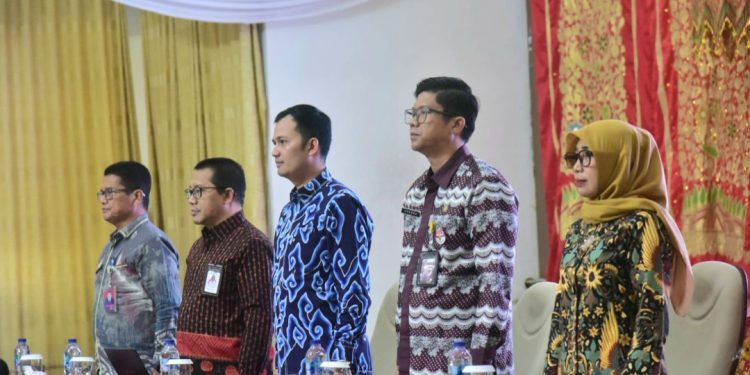 Buka Bimtek Penguatan SAKIP, Wabup Rahmat Hidayat: Pastikan Hasil Pembangunan Dirasakan Langsung Masyarakat