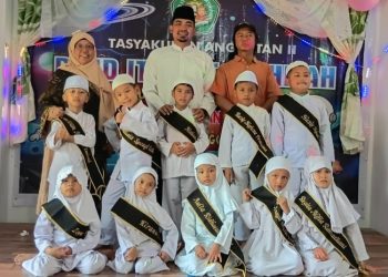 Tasyakuran dan Wisuda Angkatan ke-2; PAUD IT/TK IT Lathifah Sungai Sapih Lahirkan Generasi Berkarakter dan Penghafal Quran