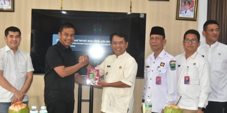 Kunker ke Padang Pariaman, Bupati Kampar Ingin Pelajari Pelaksanaan Pilwana Serentak