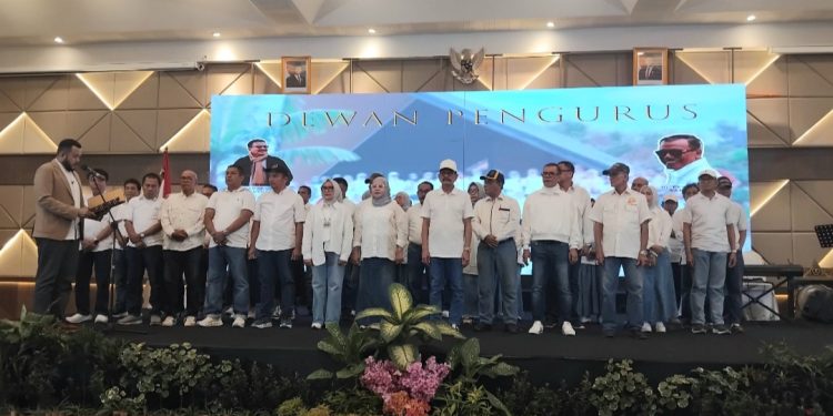 Walikota Padang Fadly Amran Kukuhkan Pengurus SPSC Periode 2026-2030, Alexandra Ilyas Dt Tumangguang Jadi Ketua Umum