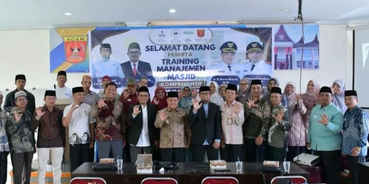 Pemkab Agam Perkuat Kapasitas Pengurus Masjid dengan Melaksanakan Training Manajemen