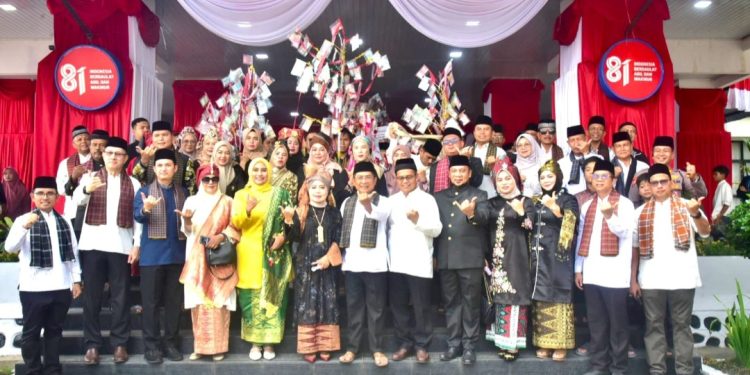 Padang Pariaman Mauluik Gadang Berakhir, Ribuan Masyarakat Antusias Saksikan Berbagai Prosesi Adat