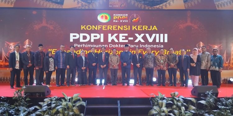 Wamenkes RI Benjamin Buka Konker PDPI ke-XVIII, 1.349 Dokter Spesialis Paru dari Seluruh Indonesia Tumpah Ruah di Padang
